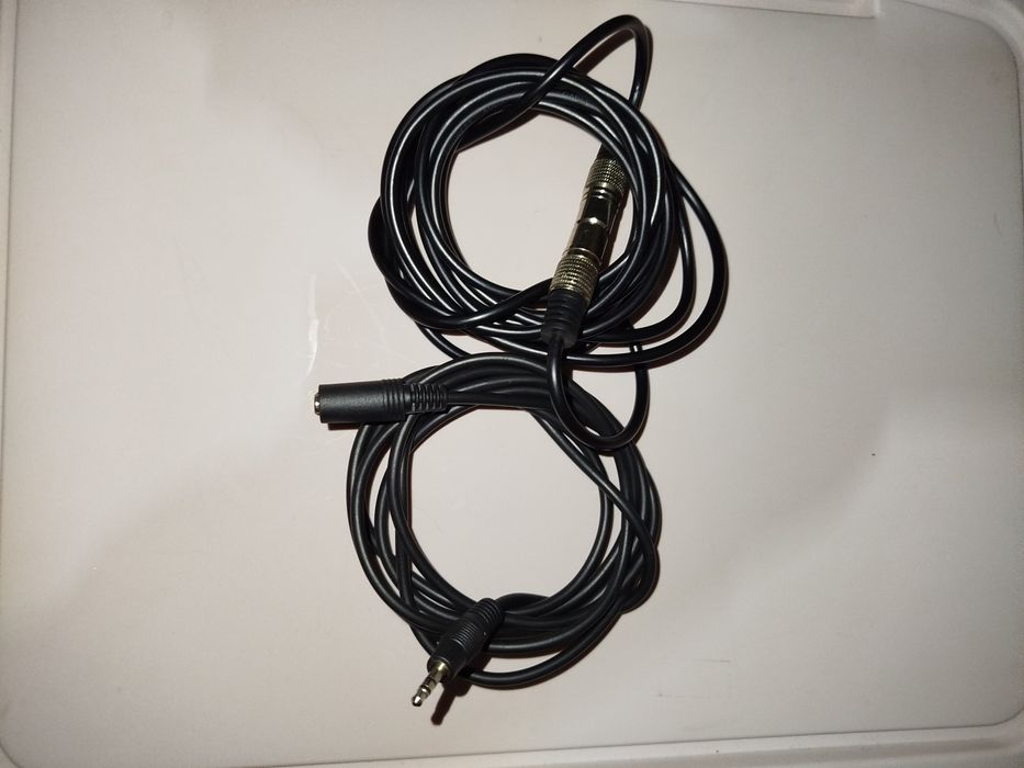 Шнуры для монитора, удлинитель для наушников, для видео записи.