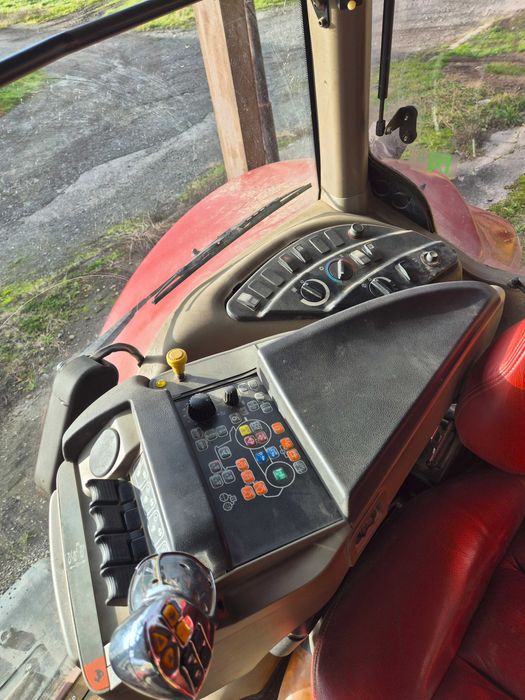 ciągnik rolniczy sprawny gotowy do pracy