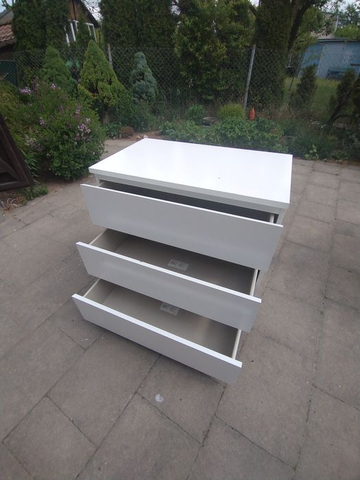 Komplet mebli IKEA do pokoju dziecięcego