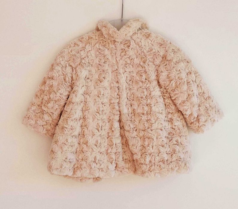 Casaco da Mayoral Newborn beje 4-6M / 70cm (COMO NOVO)