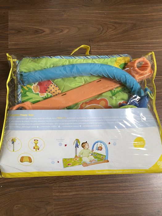 Tapete de atividades bebé