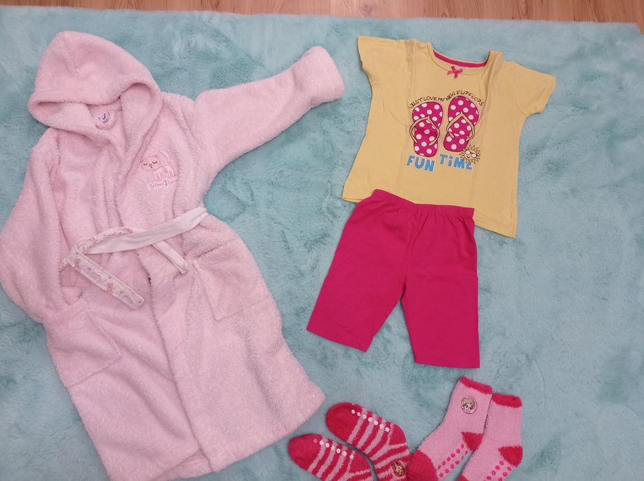 Różne dla dziewczynki w rozm. 122-128