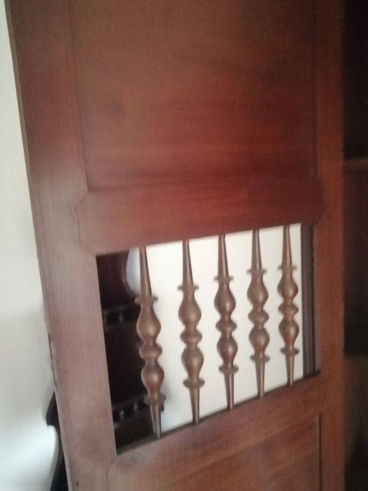 Móvel louceiro antigo