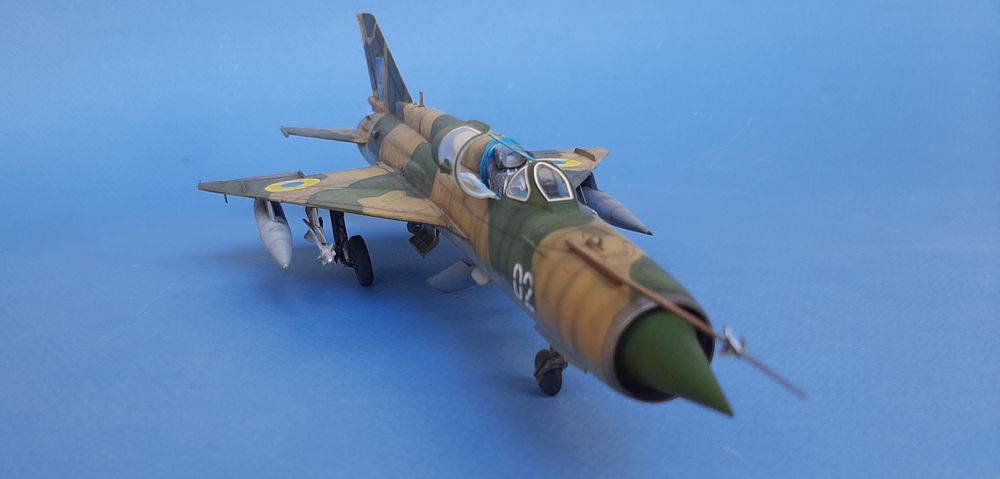 Модель самолета МиГ 21 МФ 1/48