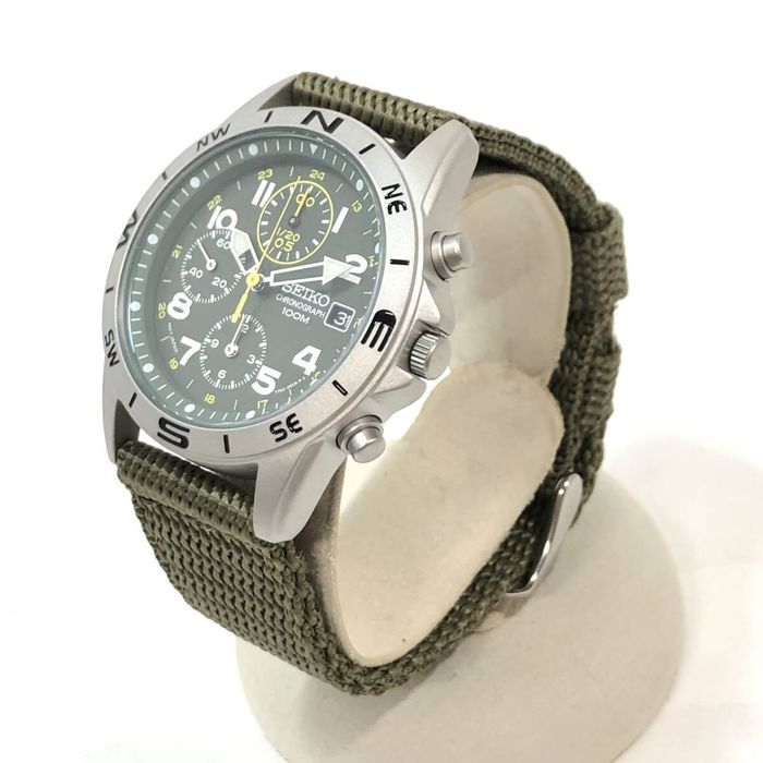 Seiko  Chronograph SND377R