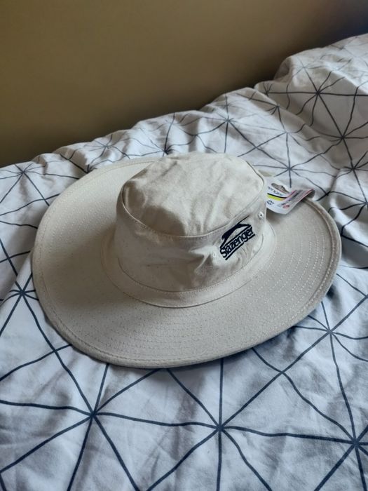 Duży kapelusz Slazenger