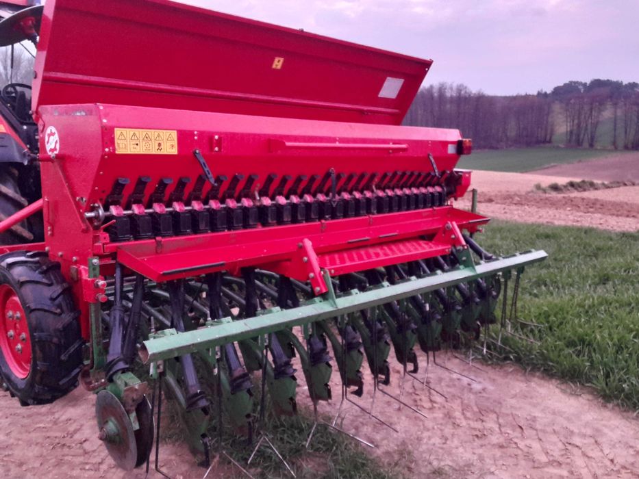 Agregat uprawowo - siewny