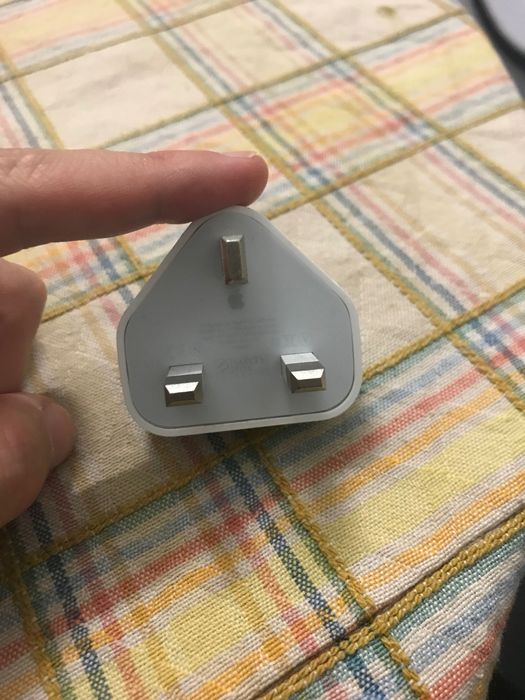 Apple - UK/EU Plug64297684182146122