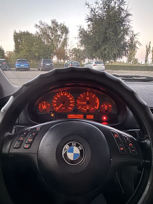 Продам  авто  марки BMW 2002 р обмін не цікавить