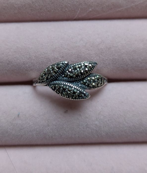 Pierścionek, srebro, markazyty