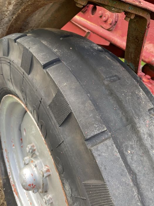 Екскаватор ЮМЗ на базі борекс