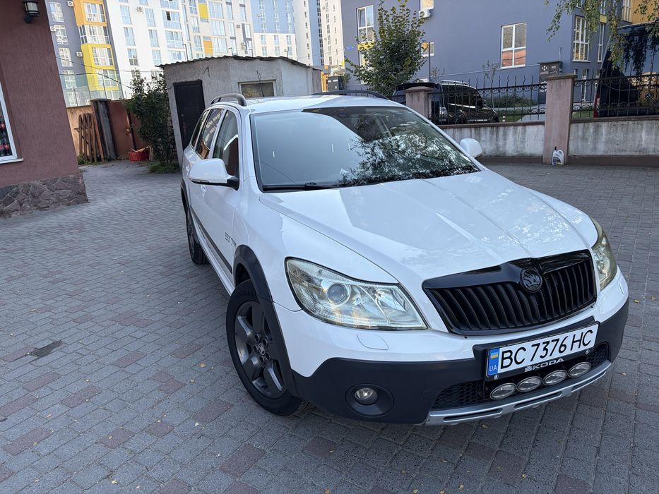 Skoda Octavia Scout 2012