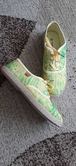 Trampki/espadryle r.39