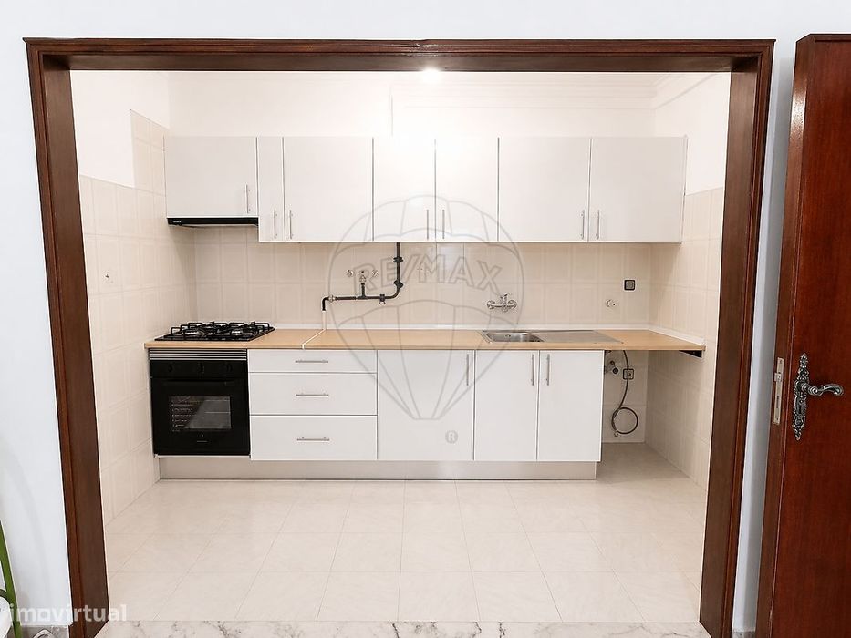 Apartamento T1 para arrendamento