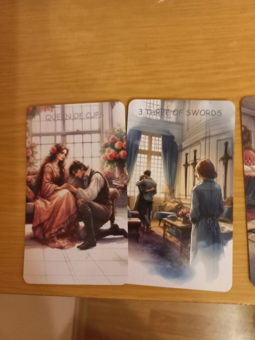 Продам колоду Secrets of the Rose Tarot.
