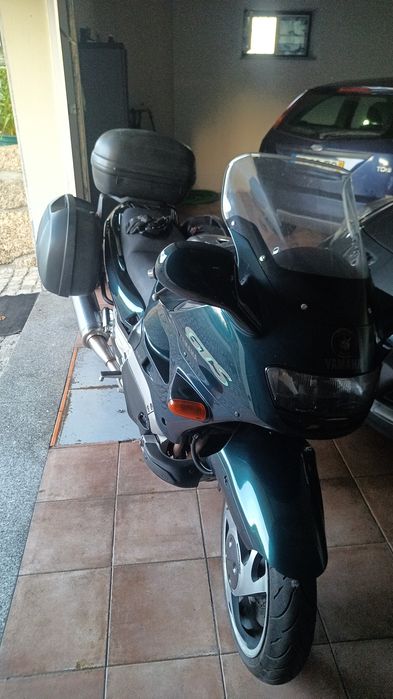 Vendo Yamaha GTS .E Kawasaki GPZ