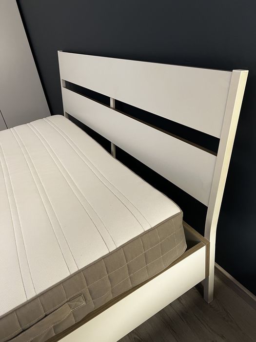Rama łóżka 160x200 ikea + szafka nocna gratis!