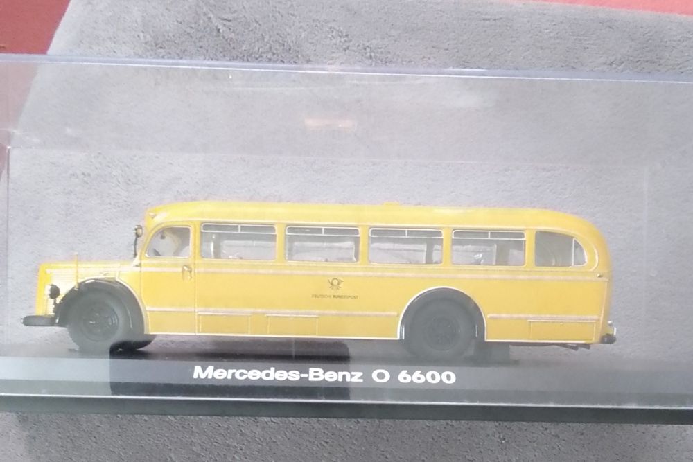 1/43 Deutsche Post Schuco
