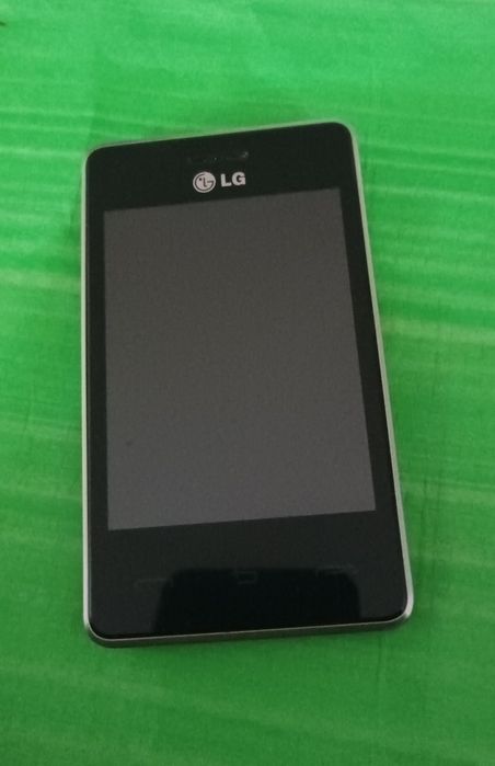 Телефон сенсорный LG-T385
