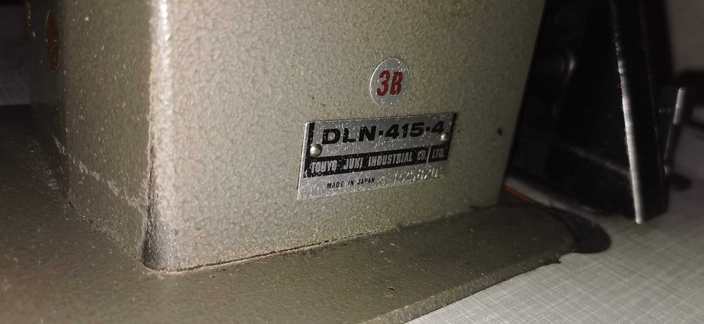 Maszyna do szycia JUKI DLN-415-4