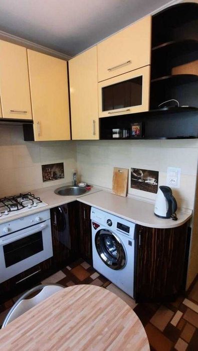 Продам 2 к кв на Новых домах, капитальный ремонт, рядом метро