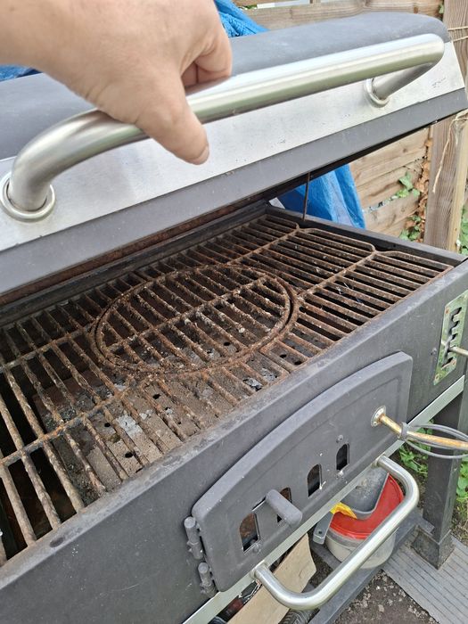 Grill weglowy duży żeliwne palenisko