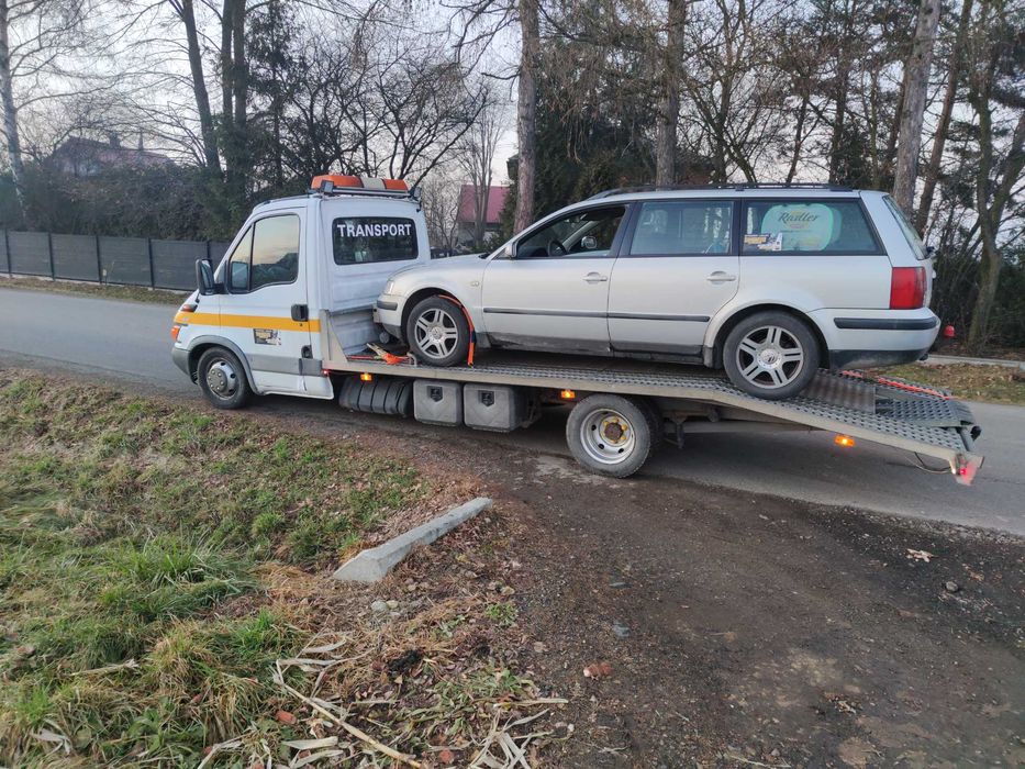 Pomoc drogowa transport auto laweta