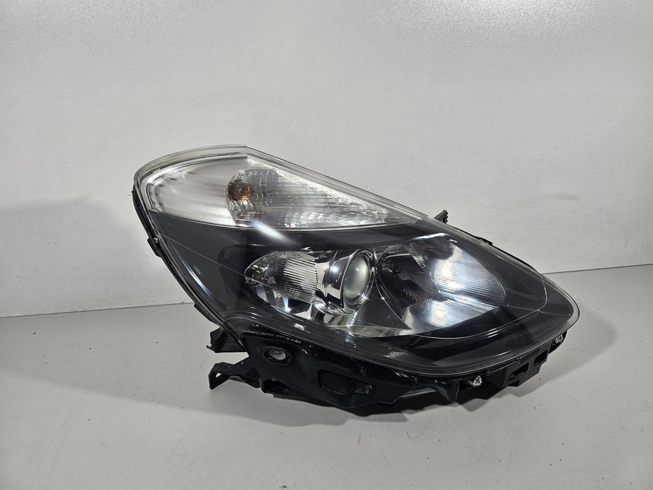 Renault clio iii 3 lift lampa przód przednia soczewka prawa