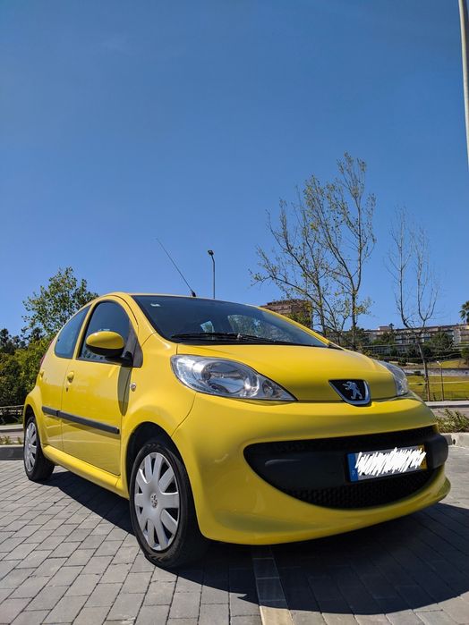 Peugeot 107 – 188.000 km – Económico e ideal para cidade