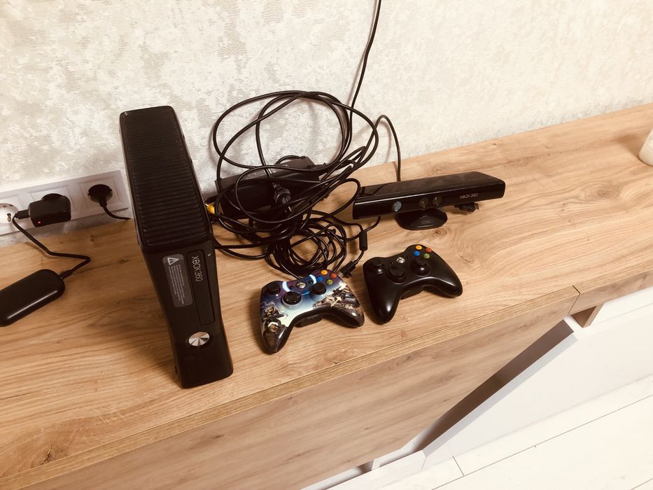 Xbox 360s+ kineckt