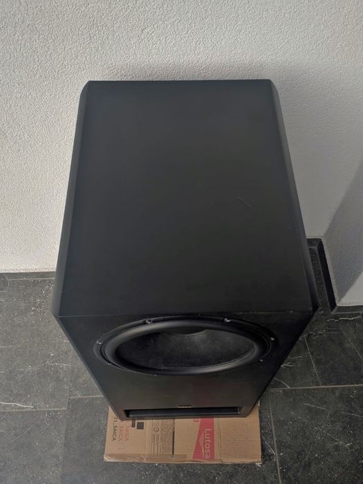 MEGA moc i jakość - ogromny subwoofer QBA  430W