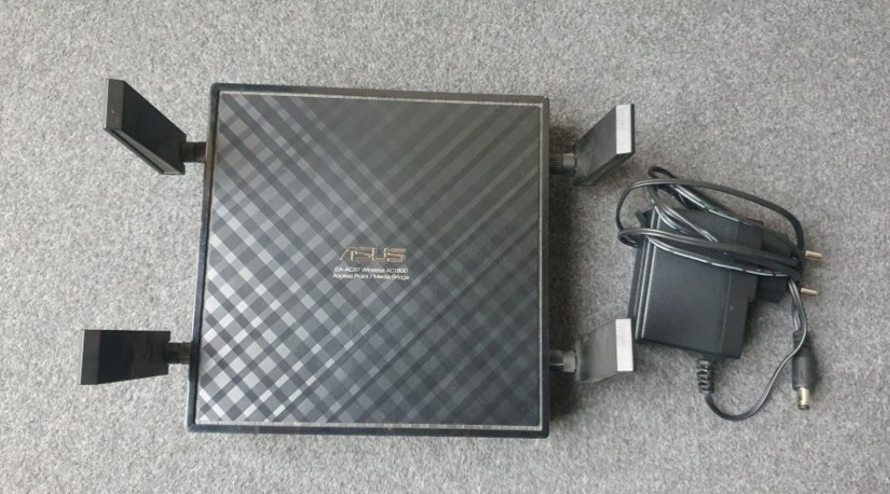 ASUS EA-AC87 5 portas giga