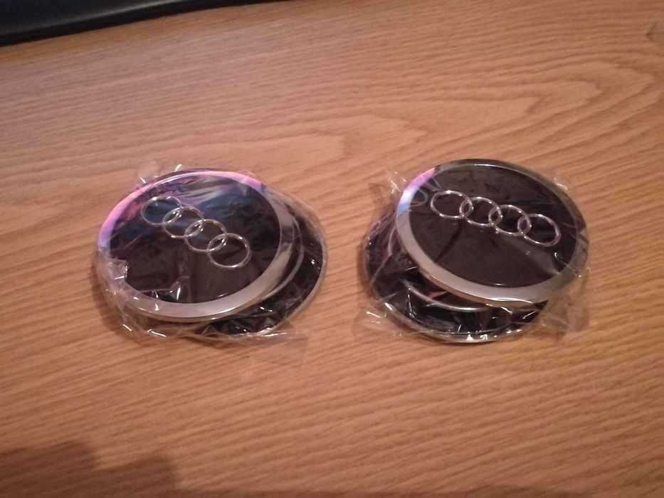 Centros jante roda AUDI | 4 UNIDADES | 60/69/135/146mm | NOVOS