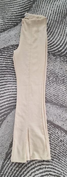 Legginsy, dzwony"Bershka".