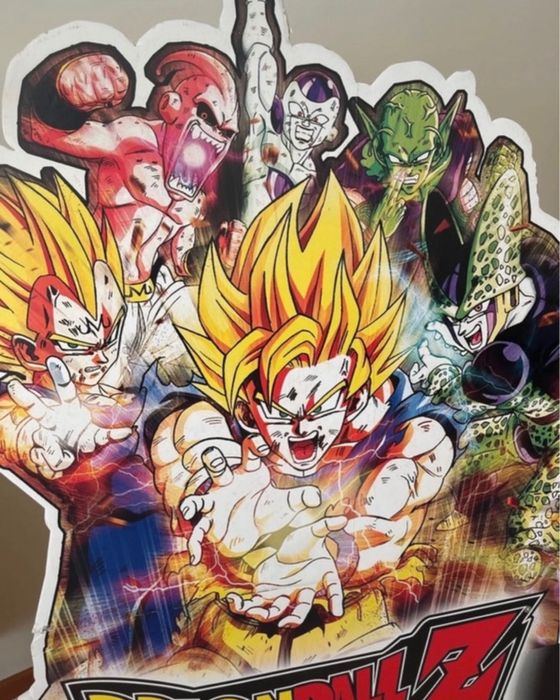 Display de loja Dragon Ball Z