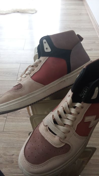 Wiosenne adidasy swin shoes 38