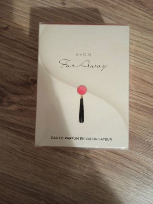 Woda perfumowana Far Away