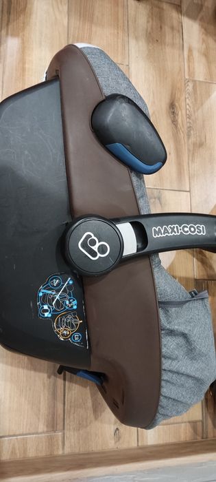 Maxi Cosi nosidełko pebble