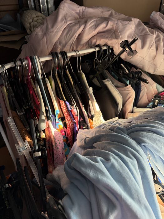 Odziez posklepowa nowa 100szt