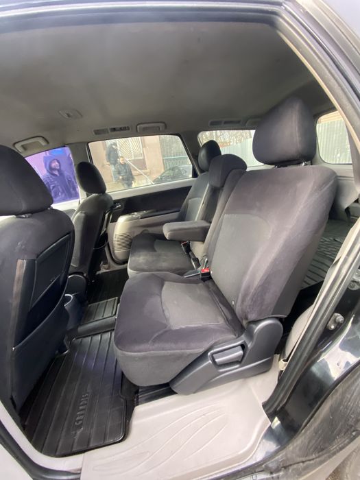 Mitsubishi Grandis 2008 р.в., 2.4 газ/бензин, автомат