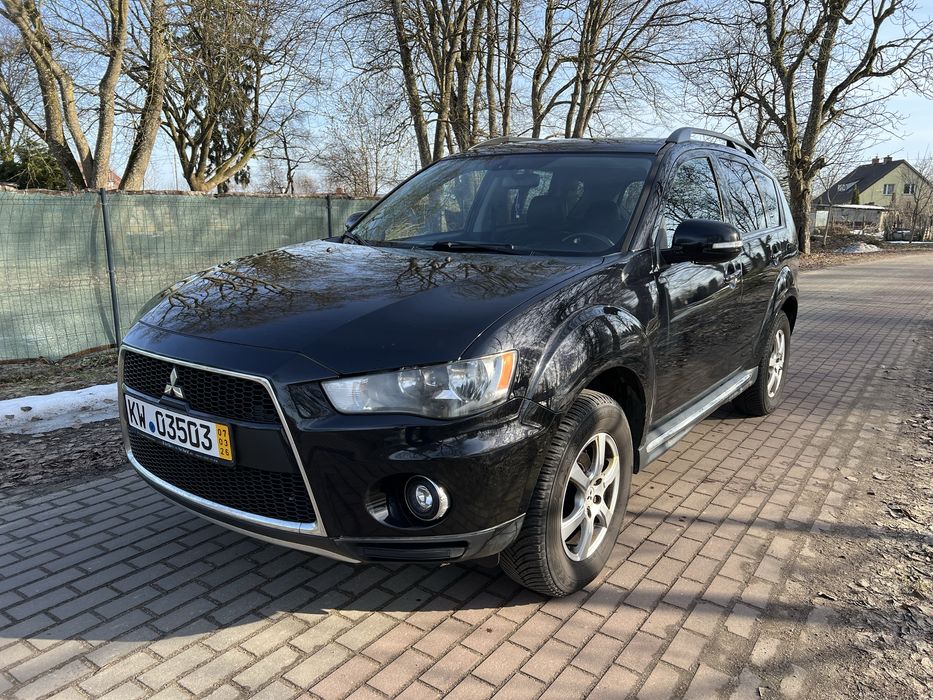 •Mitsubishi Outlander• 2011rok• 2.2 di-d• 1 wlaściciel• z Niemiec•