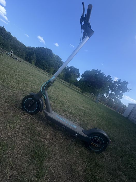 Hulajnoga elektryczna Motus scooty 10 lite