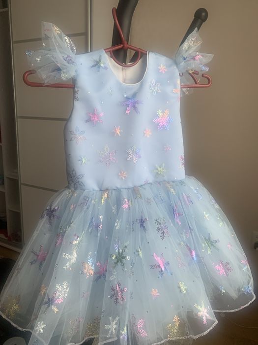Святкова голуба сукня, розмір 104-110