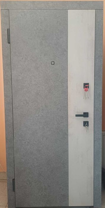 двері вхідні в квартиру