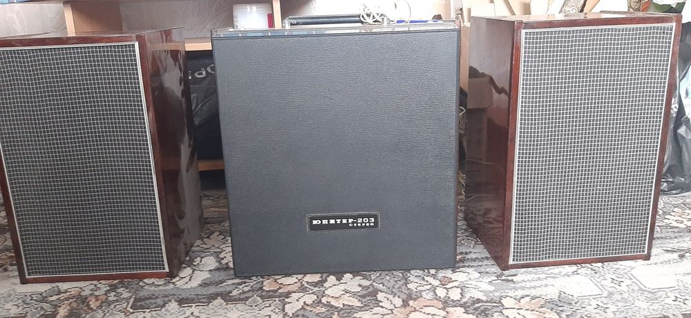 Продам магнітофон