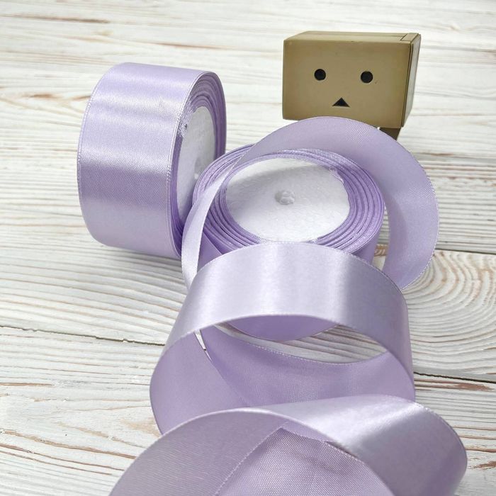 Атласна стрічка / 4 см