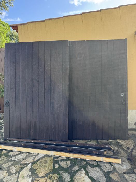 Portao em madeira 2m/1,40m