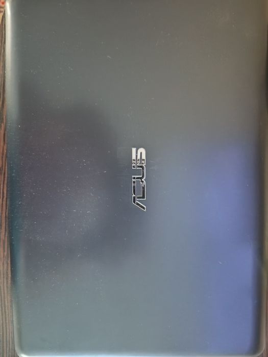 Asus Vivobook 14"  б/в