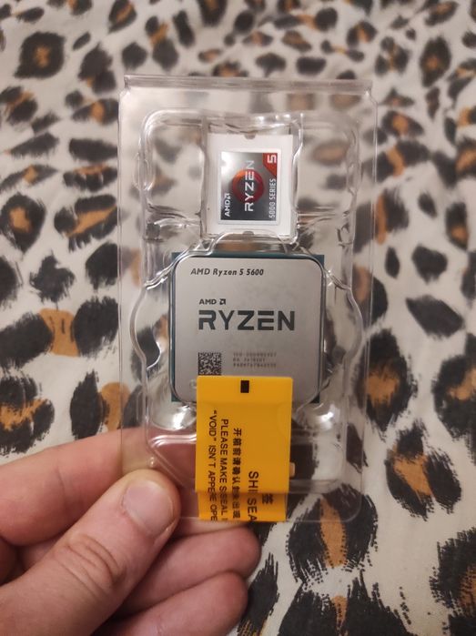 Новий Ryzen 5 5600 (доставка олх без % )