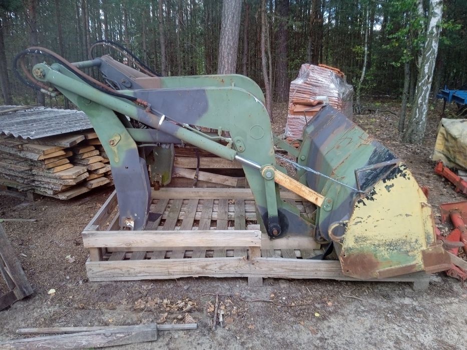 Ładowacz czołowy koparka unimog